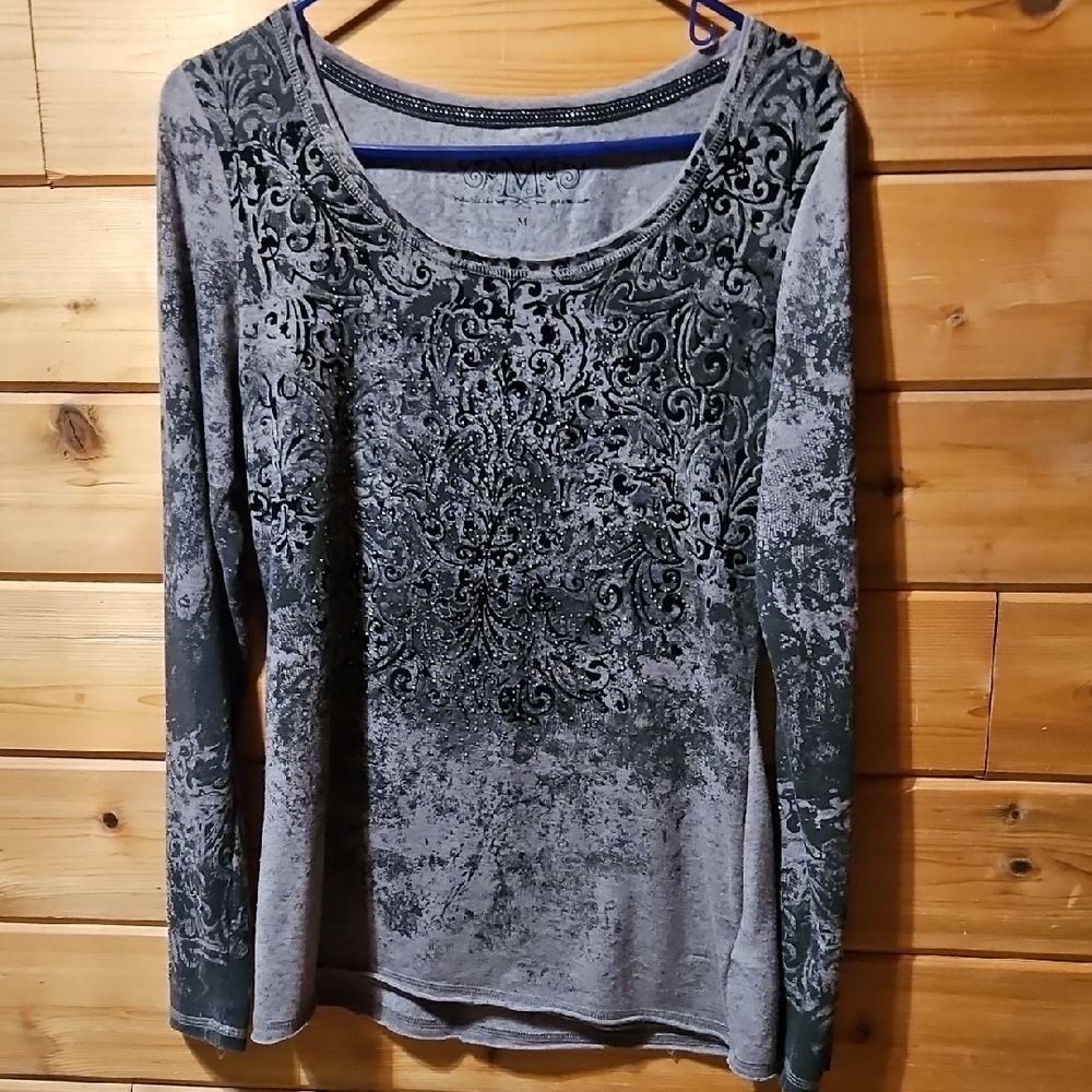 MAURICES - Black/Gray, Textured/Rhinestones -Long Sleeve Top |Size M